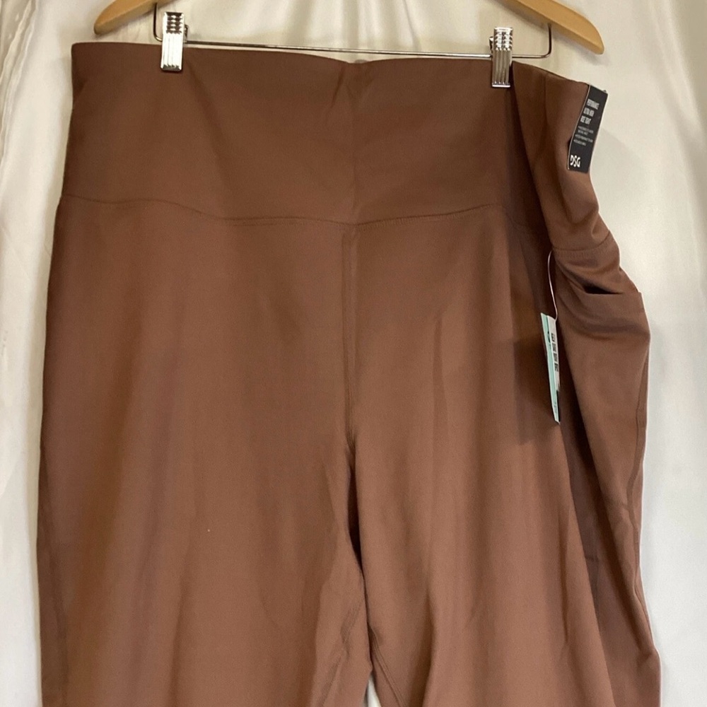 DSG activewear high rise leggings with pockets mink shadow NWT